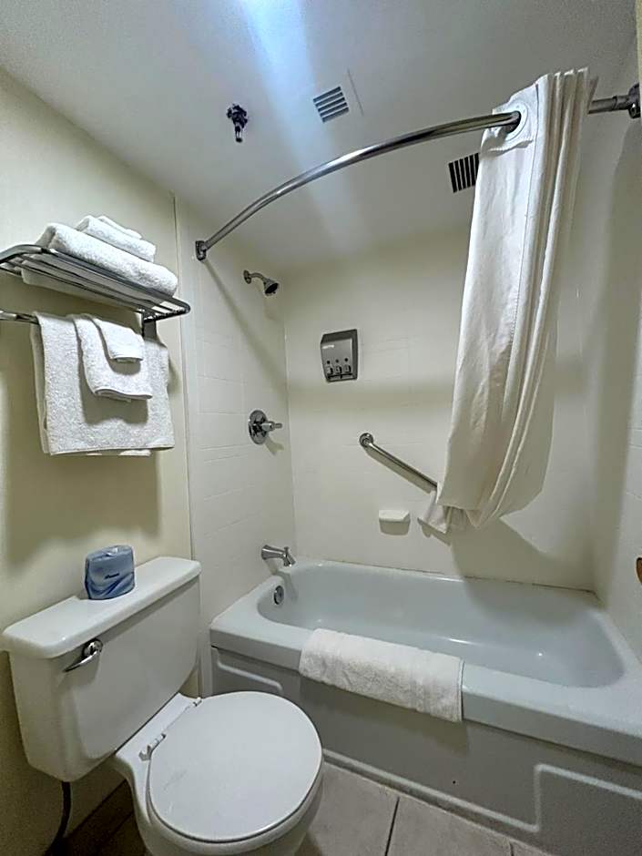 Charlottetown Inn & Conference Centre