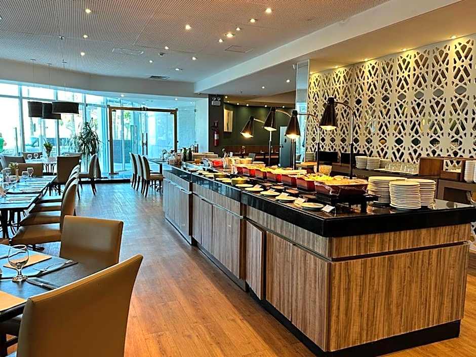 Flat Hotel à Beira Mar Recife by Direct