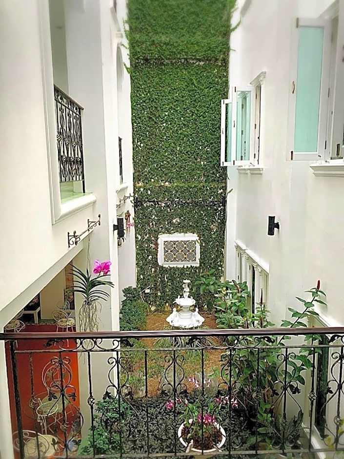 Casa Blanca Boutique Hotel Phuket