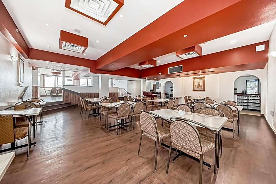 Grande Cache Inn & Suites