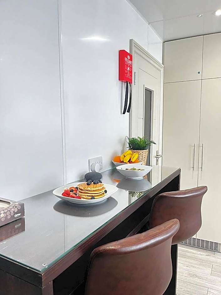 Apt 04 Seaside Serenity Chic Studio Steps to Promenade