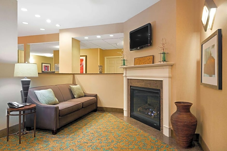 Baymont by Wyndham Denver International Airport