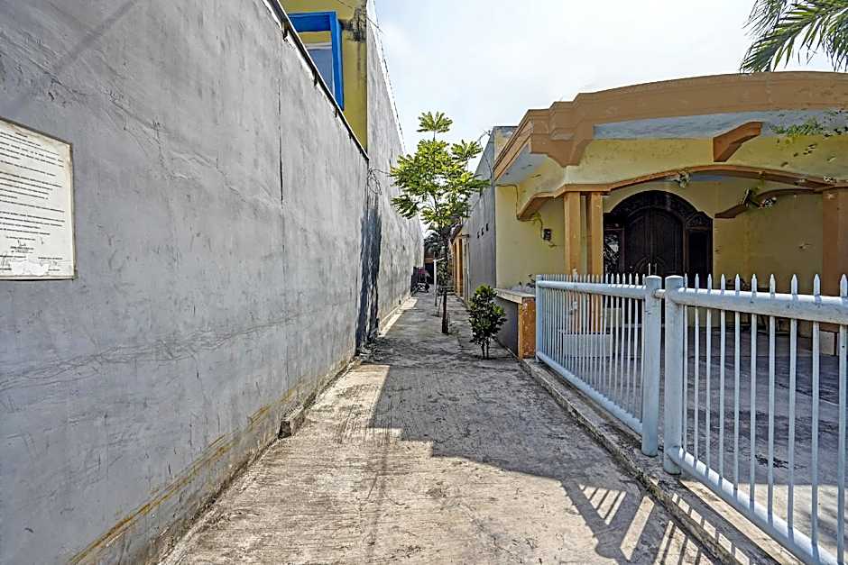 OYO 3285 Wonoayu Residence Syariah