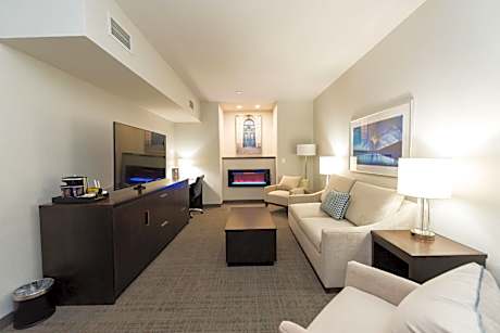 King Bed 1 Room Suite