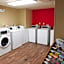 Extended Stay America Suites - Kansas City - Country Club Plaza