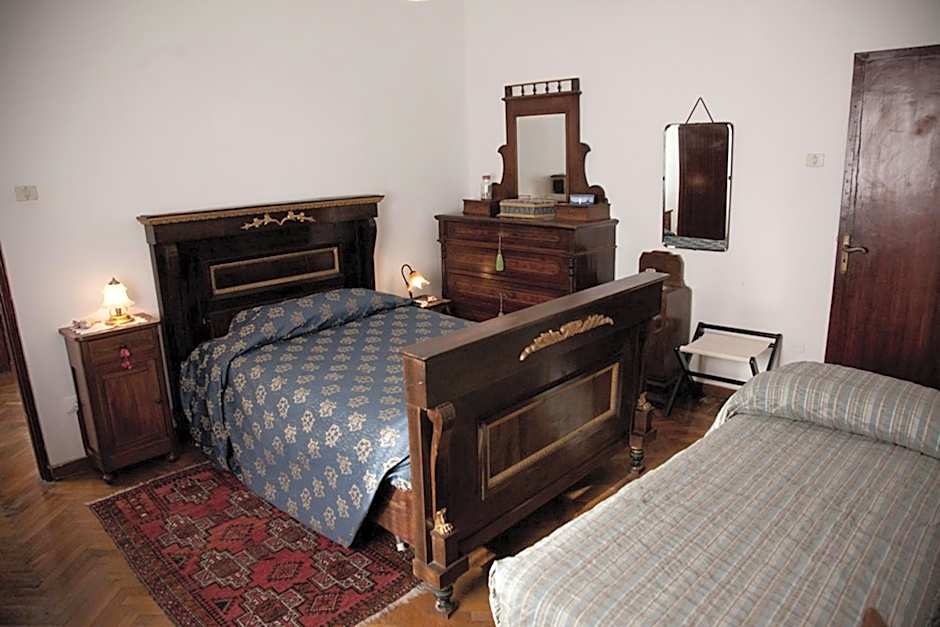 Le Case Cavallini Sgarbi di Rina Cavallini