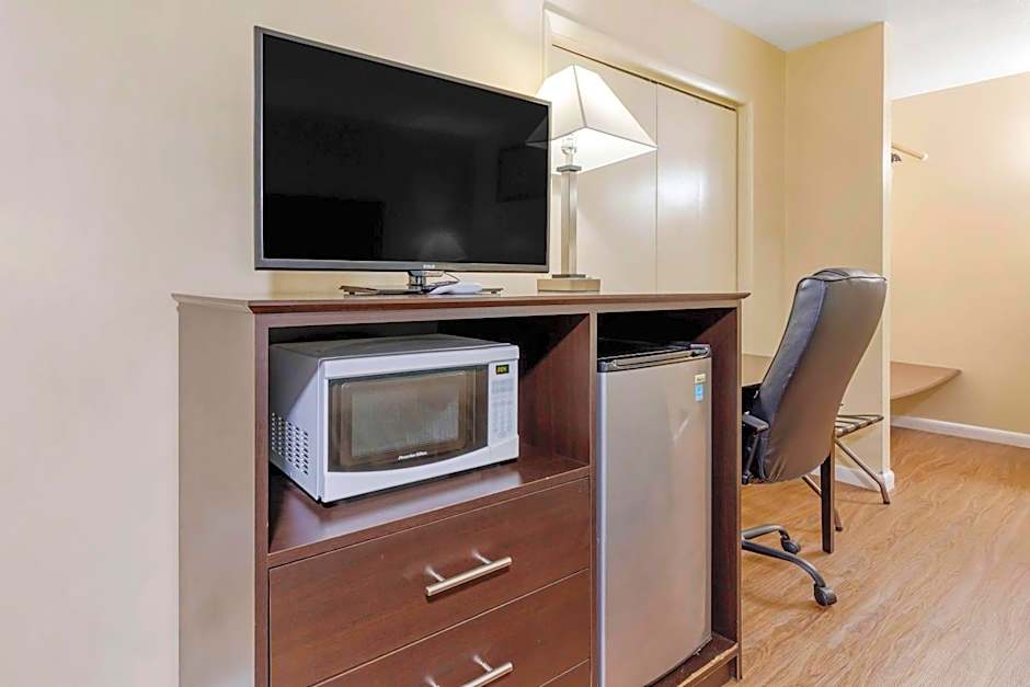 Econo Lodge Woodstock  Shenandoah Valley I 81