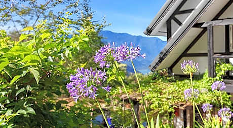 2 Double Beds Lake View