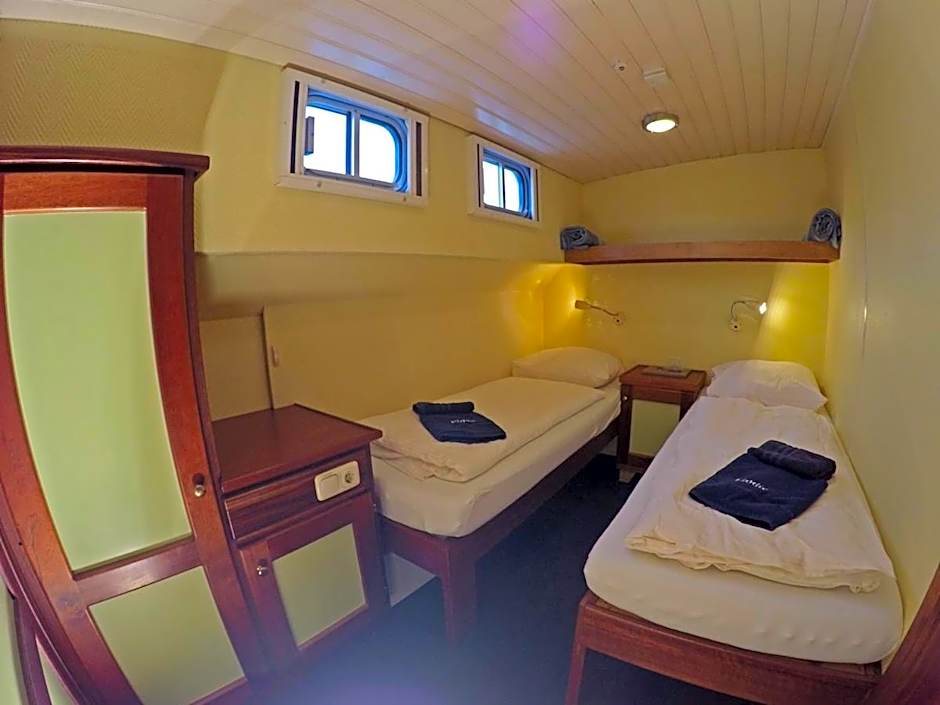 Botel Elodie