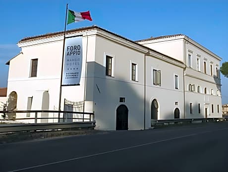 Foro Appio Mansio Hotel