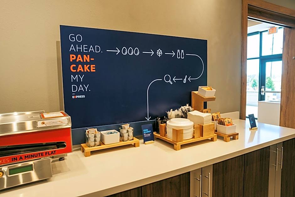 Holiday Inn Express And Suites Bessemer - Birmingham West By IHG