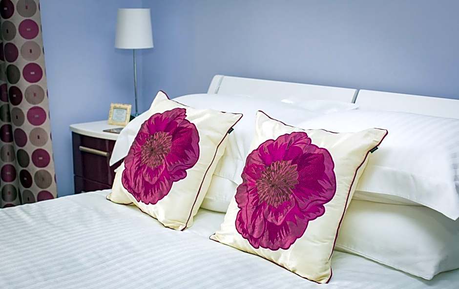 Studios At Glenthorne