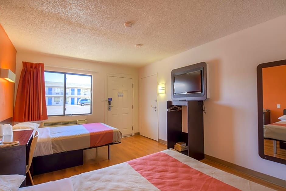 Motel 6-Las Vegas, NV - I-15 Stadium