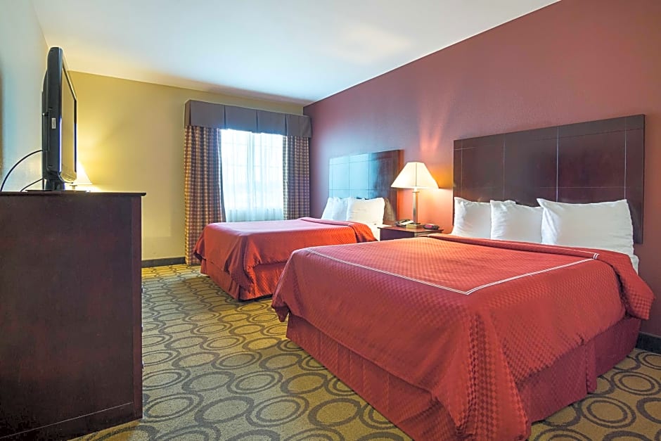 Photo 1 of 9 of 2 Queen Beds, Nonsmoking