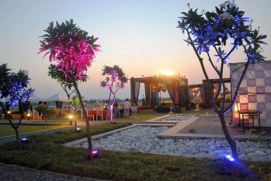 Amatra by the Ganges