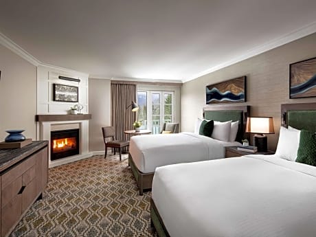 Fairmont Gold Queen Room with two Queen Beds - Executive Lounge