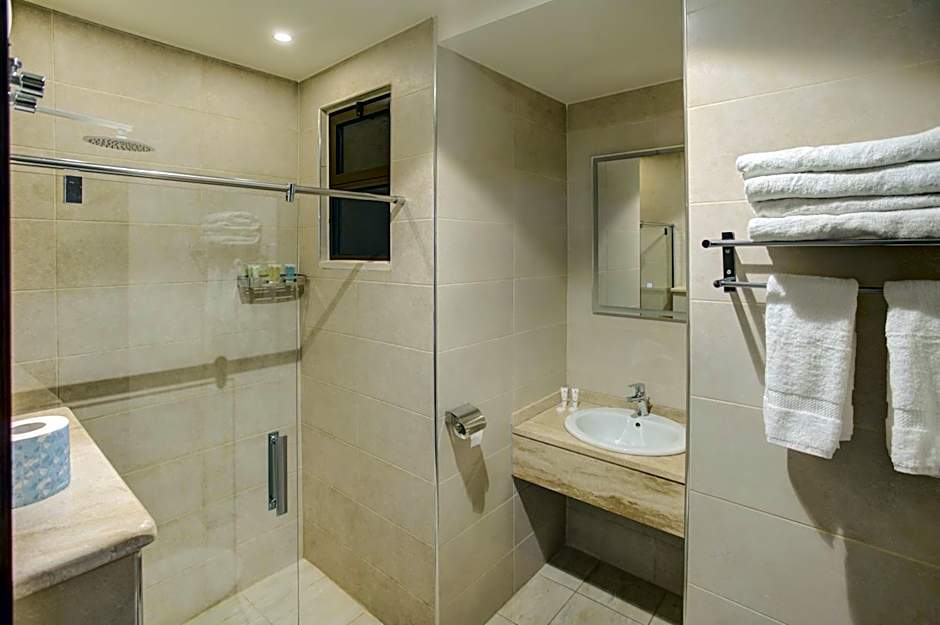 Luciana Hotel by FHM