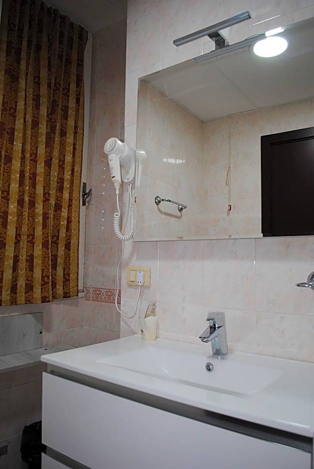 HOTEL IL PARCO - Parking Free & Restaurant - Hotel