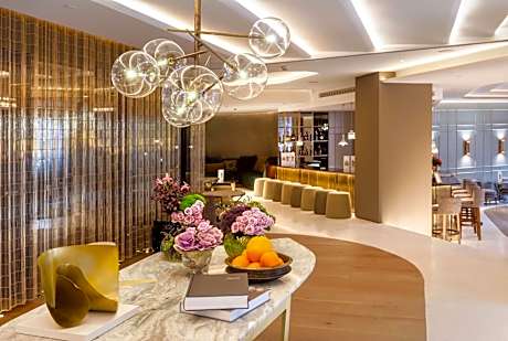 Barcelo Emperatriz Hotel