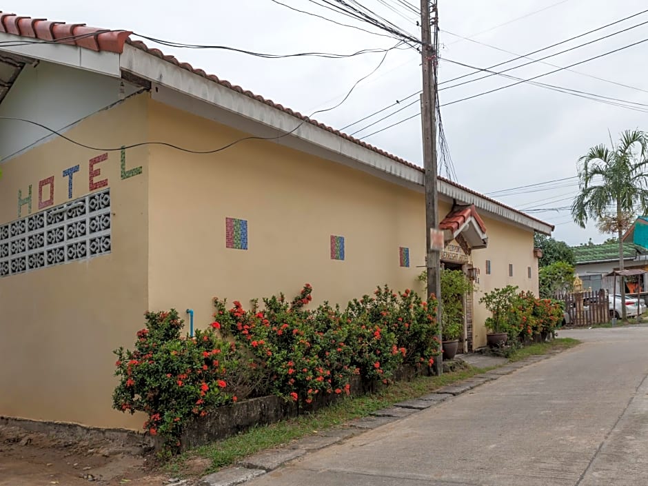 Phuket Airport Overnight Hotel