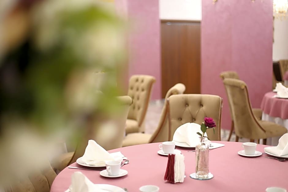 Royal Boutique Mangalia Breeze