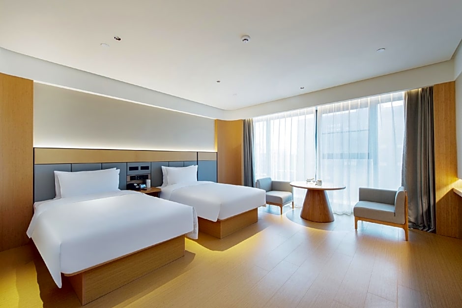 JI Hotel Xiangyang Dongjin Minfa Century Plaza