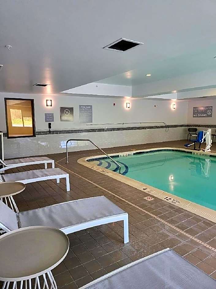 Spark by Hilton Erie
