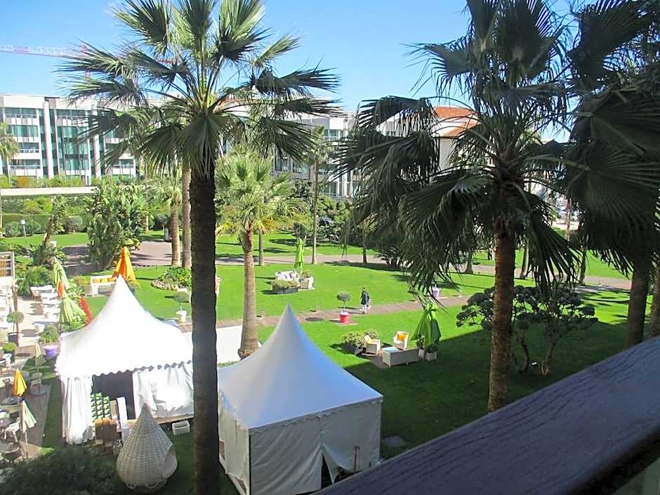 Marazur Apartments