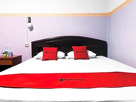 RedDoorz near Terminal Dangerakko Palopo
