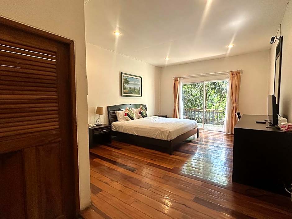 Photo 1 of 6 of Deluxe 1 Double Bed
