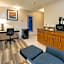 Country Inn & Suites by Radisson, South Haven, MI