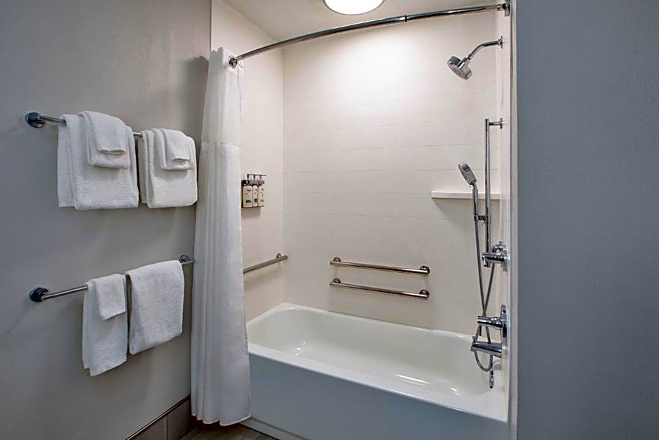 Holiday Inn Express Hotel & Suites West Monroe By IHG