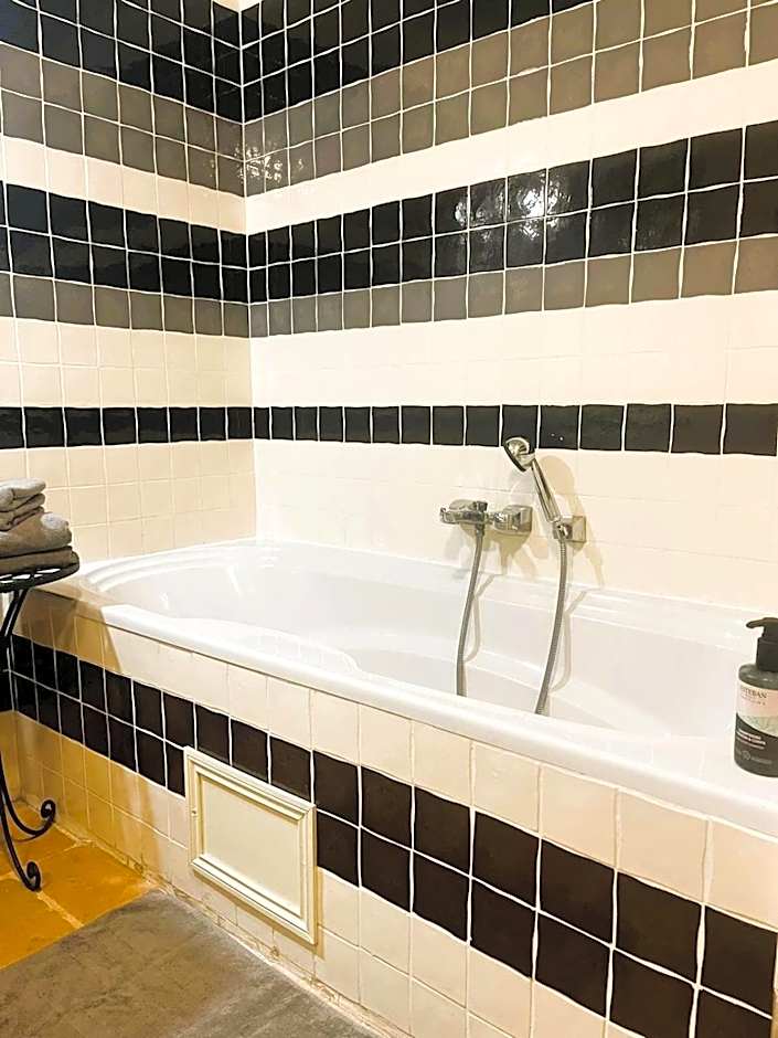 Logis Hôtel Le Boudoir