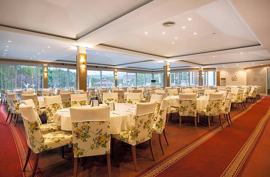 Lycus River Thermal Hotel