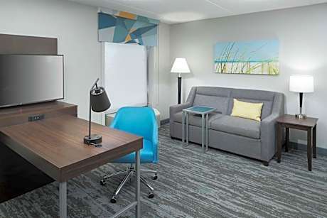Queen Studio Suite with Two Queen Beds - Non-Smoking
