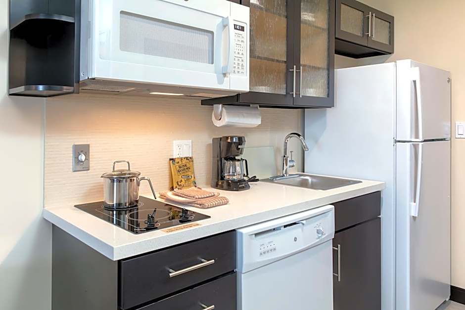Candlewood Suites Miami Executive Airport - Kendall By IHG
