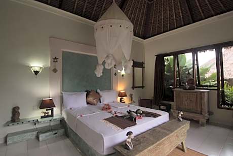 Superior Double Room in Villa