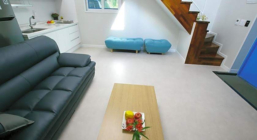 Damyang Thirasia Pension