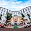Duc Huy Grand Hotel and Spa