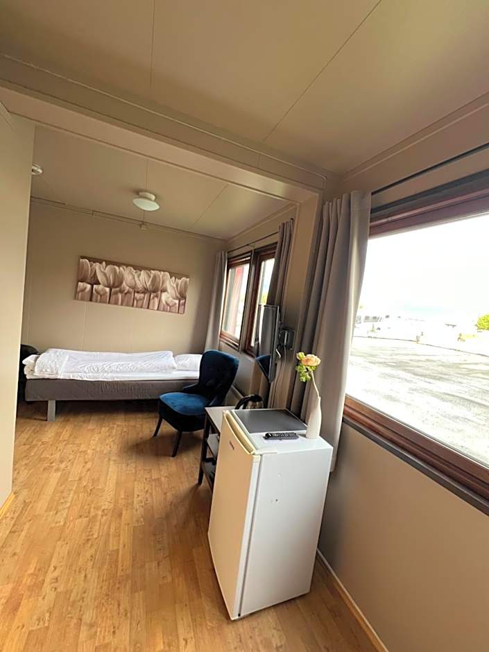 Sandmoen Bed & Breakfast, Free Parking