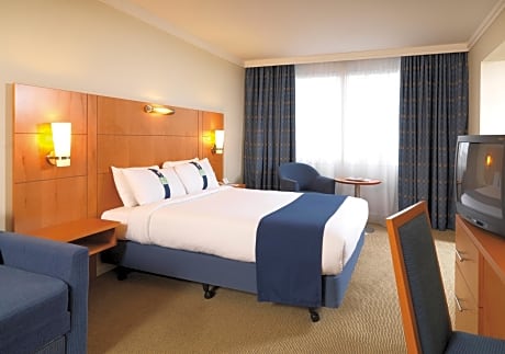 1 Double Bed Wheelchair Accessible Non-Smoking