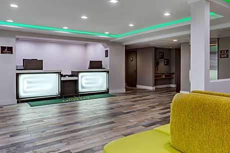 Quality Inn Murfreesboro-University Area