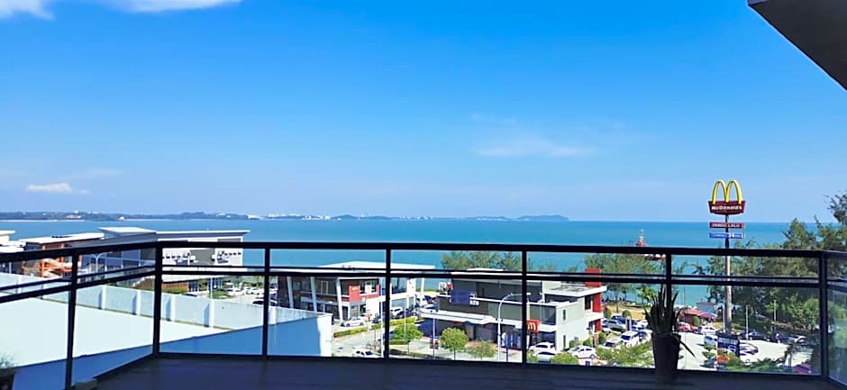 Dwharf Seaview Executive Suit PortDickson