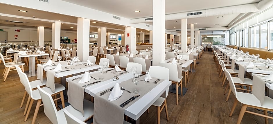 Apartamentos Globales Lord Nelson