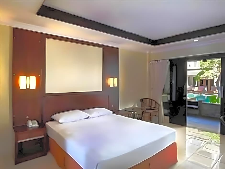 Champlung Mas Hotel
