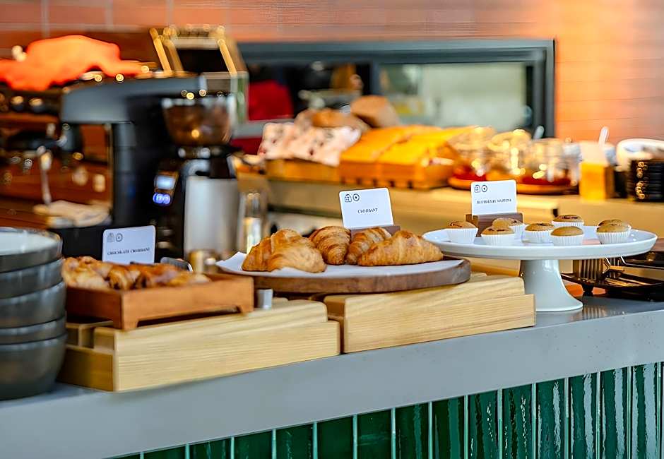 Cross Paasha Bali Seminyak