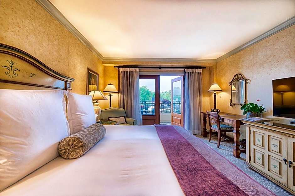 Delamar Greenwich Harbor