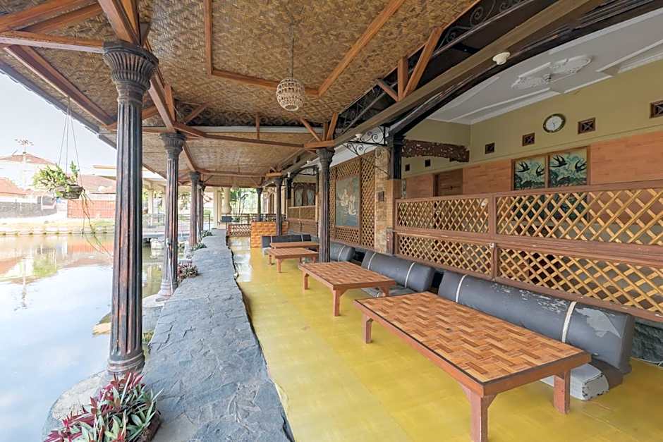 RedDoorz Syariah at Bumi Eyang Enin Homestay Tasikmalaya