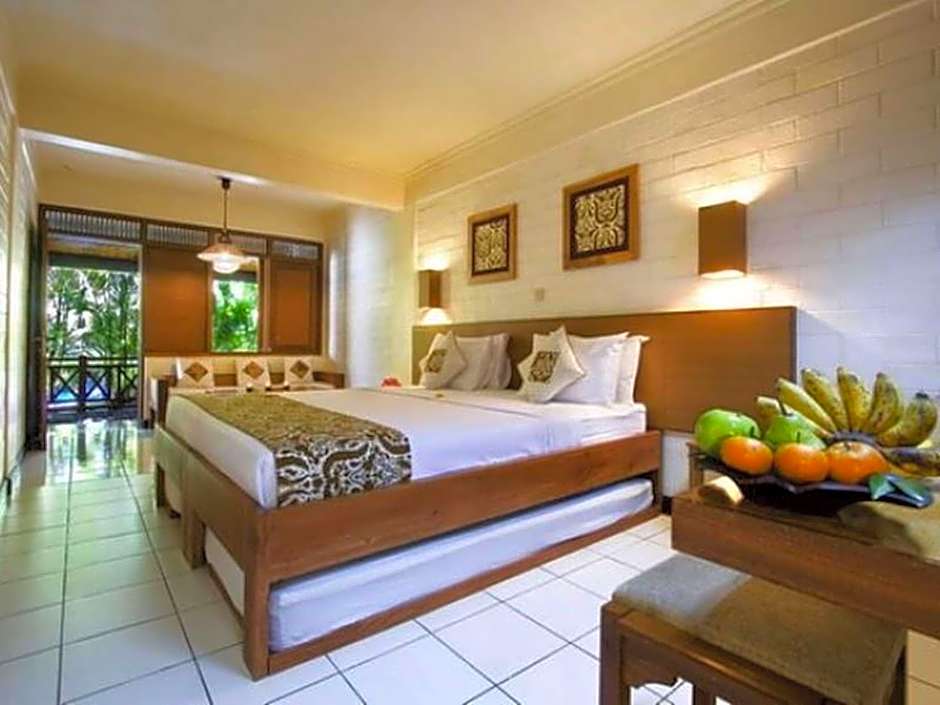 Nyiur Indah Beach Hotel