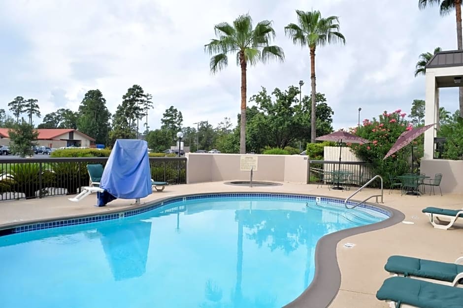 Baymont Inn & Suites by Wyndham The Woodlands